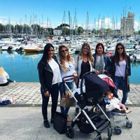 Julia Vigas, Elena Galera, Maty Moruno, Berta Requeno y Melissa Jiménez paseando durante la Eurocopa 2016