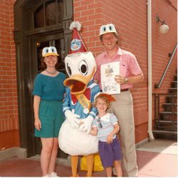 La familia Clinton celebrando el Día del Padre tiempo atrás