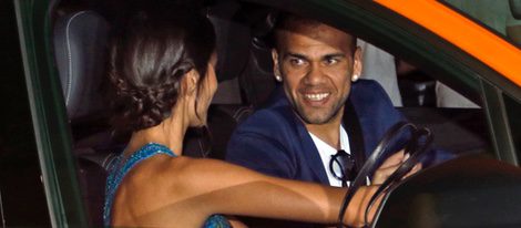 Dani Alves y Joana Sanz durante la fiesta de inauguración de la nueva tienda de la firma Mac cosmetics