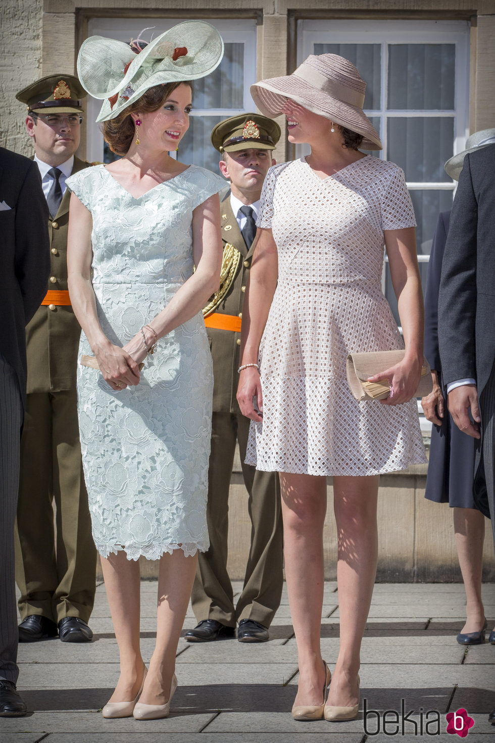 Tessy y Alejandra de Luxemburgo en el Te Deum por la Fiesta Nacional de Luxemburgo 2016