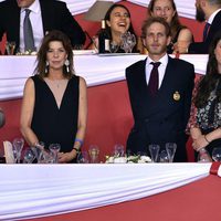 Carolina de Mónaco, Andrea Casiraghi, Tatiana Santo Domingo y Alexandra de Hannover en el concurso de saltos de Monte-Carlo 2016