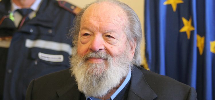 Bud Spencer en el reconocimiento de su carrera en el palacio de St.James