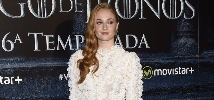 Sophie Turner en el photocall de la 6ª temporada de 'Juego de Tronos'