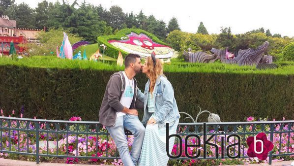 Yolanda y Jonathan ('GH 15') en Disneyland