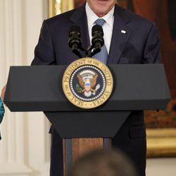 George W. Bush durante la ceremonia de presentación