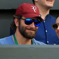 Irina Shayk y Bradley Cooper muy acaramelados en Wimbledon 2016