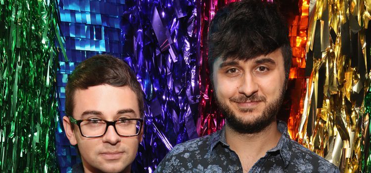 Christian Siriano y Brad Walsh durante la LGBTQ PRIDE en The Spotted Pig