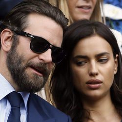 Bradley Cooper e Irina Shayk en la final de Wimbledon 2016