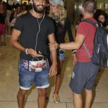 Suso a su llegada a Madrid para la final de 'Supervivientes 2016'