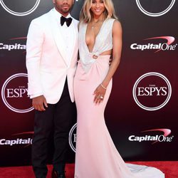 Ciara y su marido Russell Wilson en los ESPY 2016