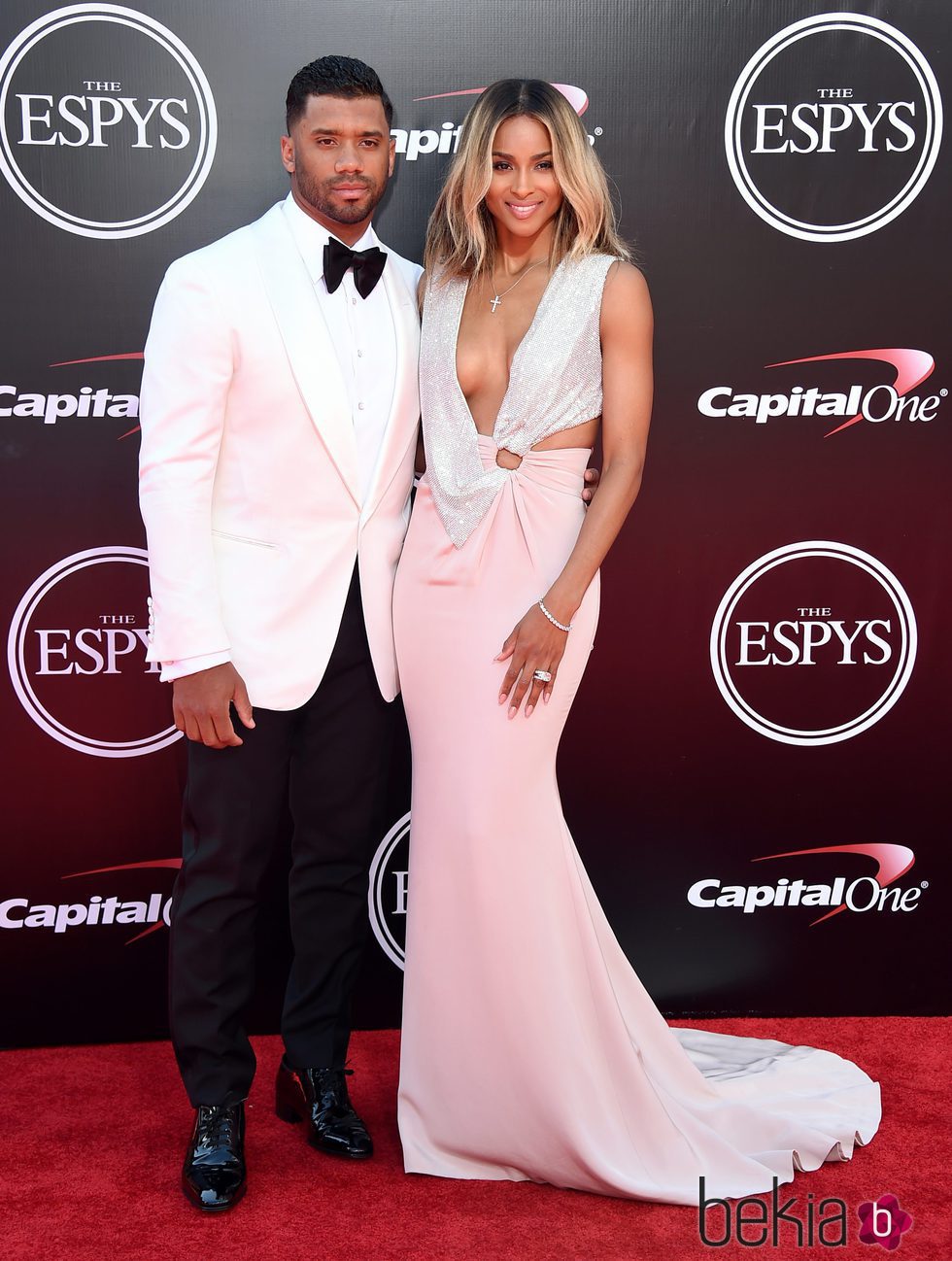 Ciara y su marido Russell Wilson en los ESPY 2016