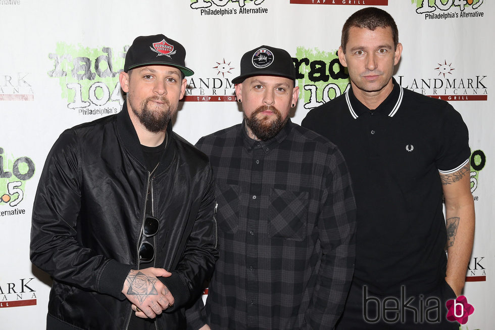 Good Charlotte en una sesión de grabación en el estudio