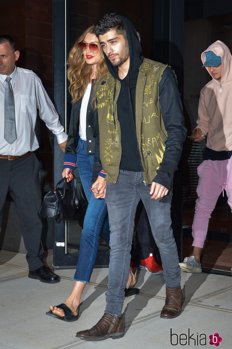 Zayn Malik y Gigi Hadid pasean por la ciudad de Nueva York