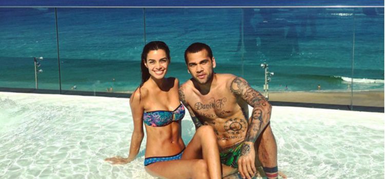 Dani Alves y Joana Sanz de vacaciones en Río de Janeiro