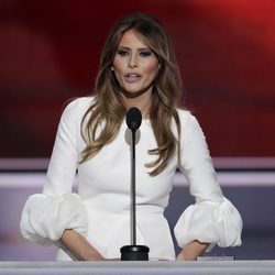 Melania Trump dando un discurso en Cleveland