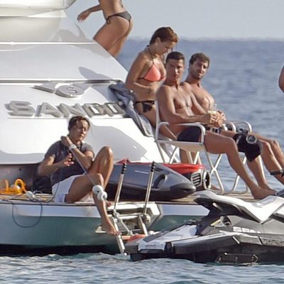 Cristiano Ronaldo disfruta de sus vacaciones con familiares y amigos por Ibiza