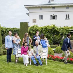 Carlos Felipe de Suecia va a buscar a Leonor de Suecia ante el asombro de la Familia Real Sueca en Solliden