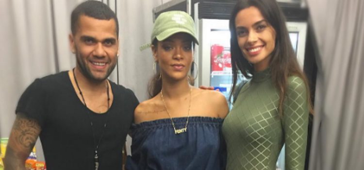 Dani Alves y Joana Sanz con Rihanna en Barcelona