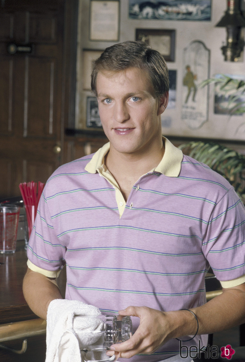 Woody Harrelson en la serie 'Cheers'