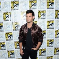 Taylor Lautner en la presentación de la segunda temporada de 'Scream Queens' en la Comic-Con 2016