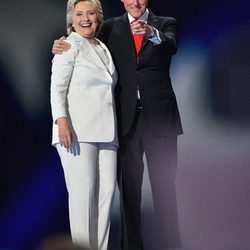 Hillary y Bill Clinton en su Convención Demócrata