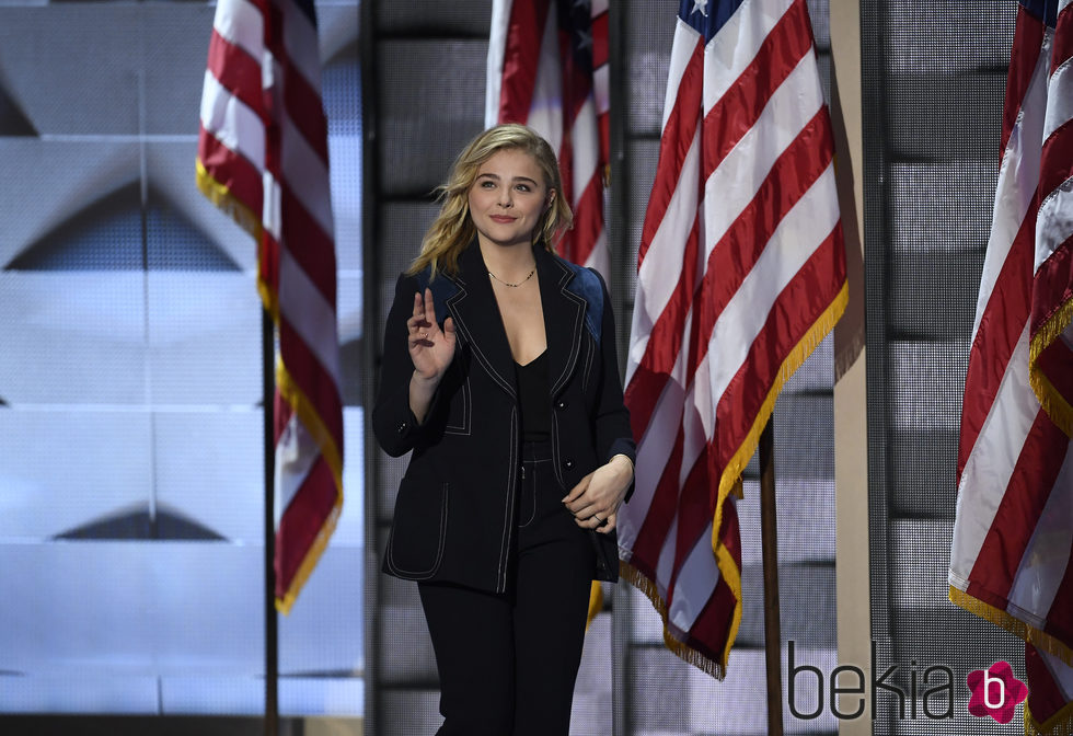 Chloe Moretz en la Convención Demócrata de Hillary Clinton