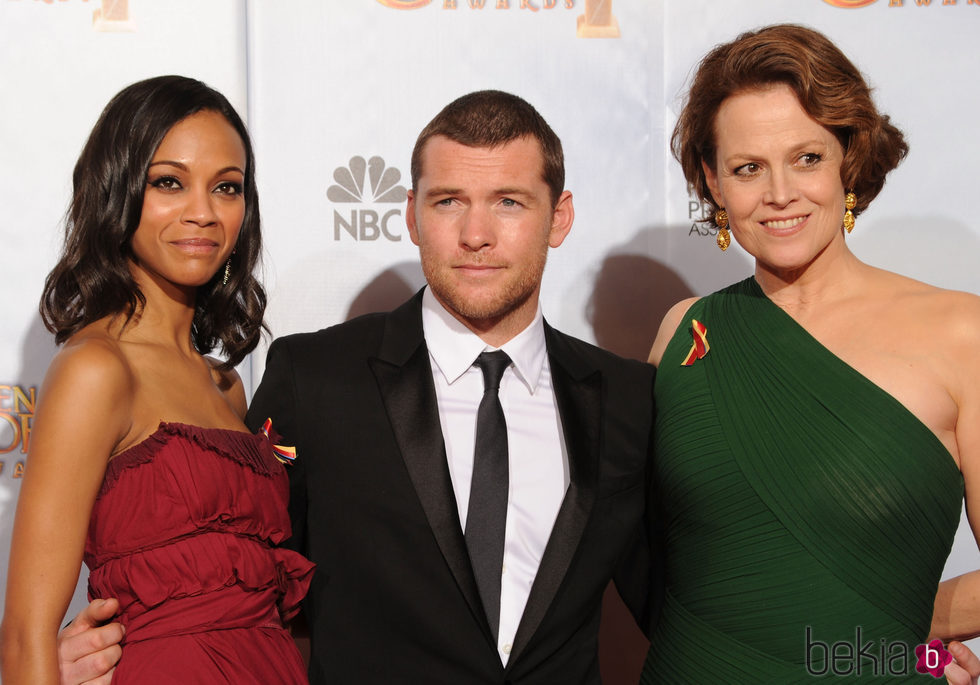 Zoe Saldana, Sam Worthington y Sigourney Weaver en los Globos de Oro 2010