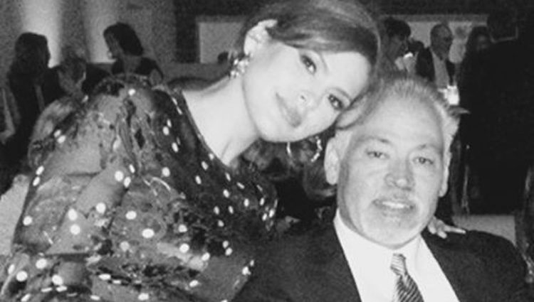 Eva Mendes y su hermano Carlos Mendes