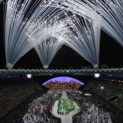 Fuegos artificiales sobre el estado de Maracaná en la ceremonia de inauguración de los Juegos Olímpicos de Río 2016