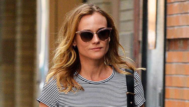 Diane Kruger paseando por la ciudad de Nueva York