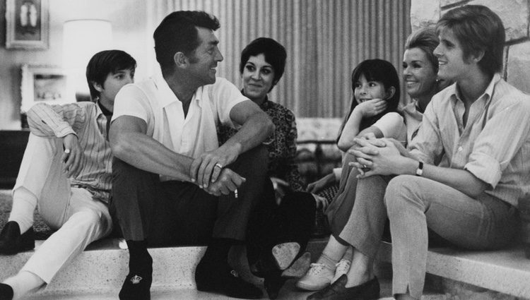 Dean Martin y su familia