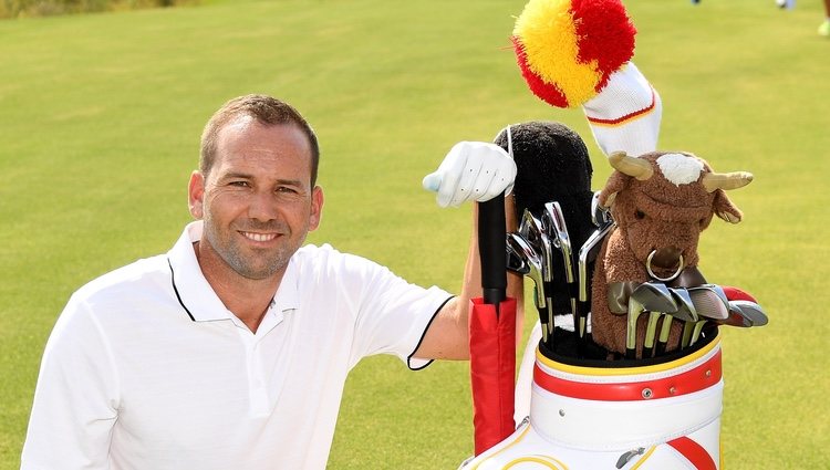 Sergio García con sus palos de golf en Río 2016