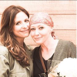 Sarah Michelle Gellar con  Shannen Doherty en instagram