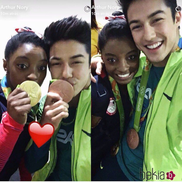 Arthur Mariano y Simone Biles