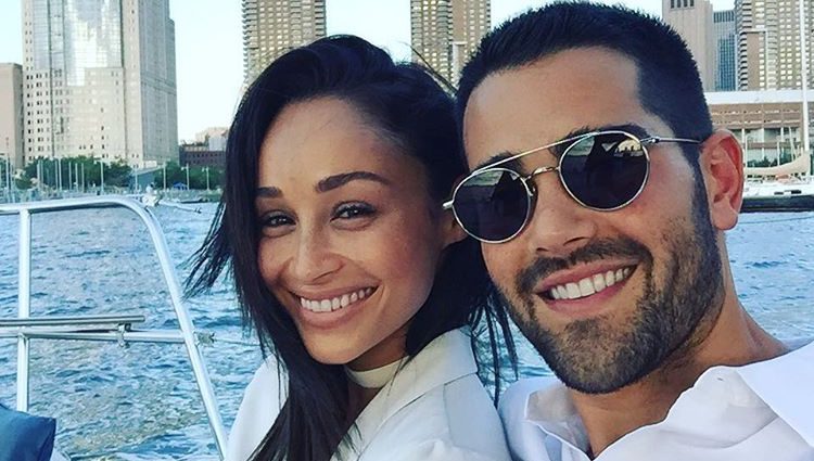 Cara Santana y Jesse Metcalfe en el río Hudson