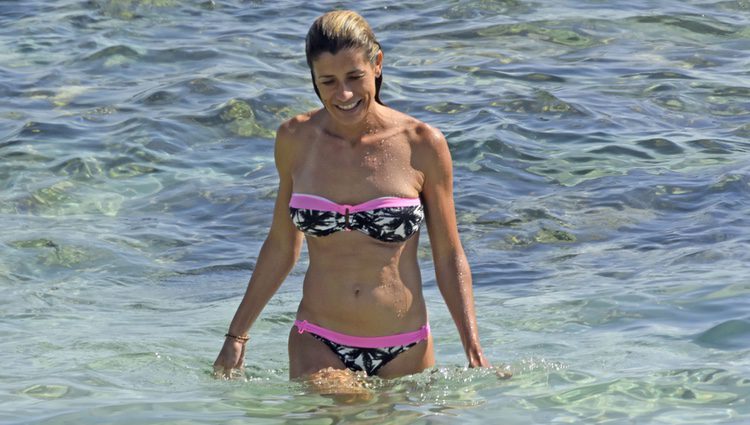 Begoña Gómez en bikini en Ibiza