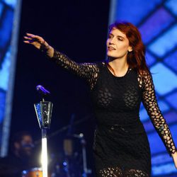 Florence Welch actuando en el Reading Festival en 2012