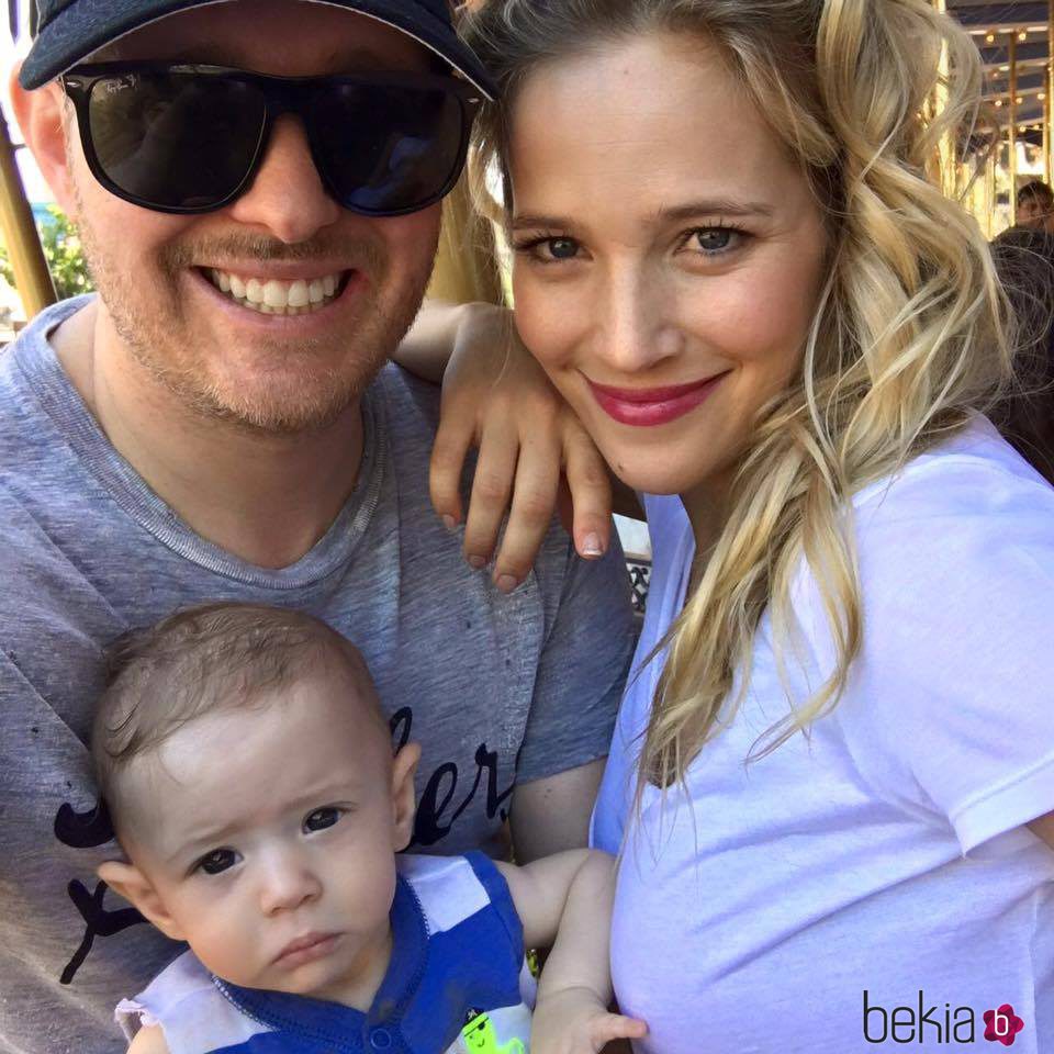 Michael Bublé y Luisana Lopilato con el peque de la familia