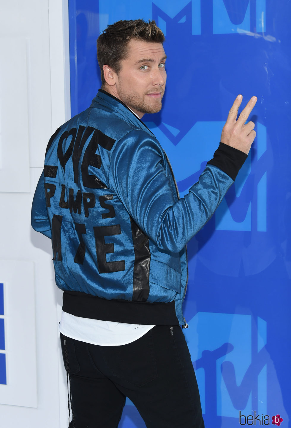 Lance Bass en los VMA's 2016