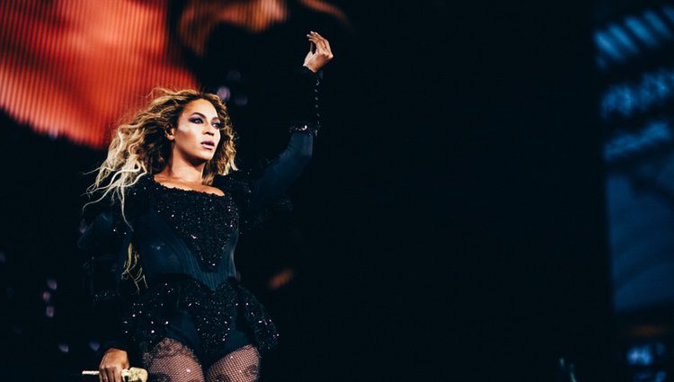 Beyoncé en un concierto ofrecido en Frankfurt