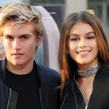 Kaia Gerber y su hermano Presley