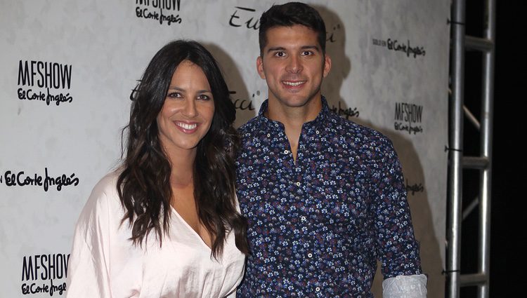 Irene Junquera y Cristian Toro durante la presentación de la nueva colección de la firma 'Emidio Tucci' en la MFSHOW 2016