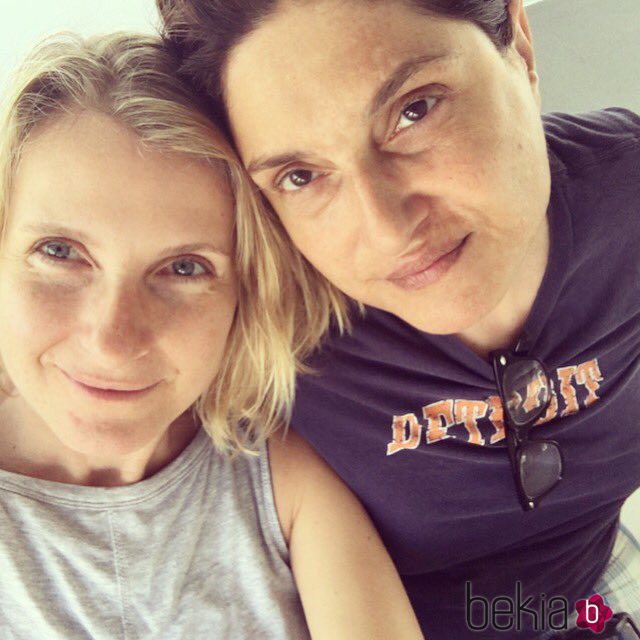 Elizabeth Gilbert junto a su pareja, Rayya