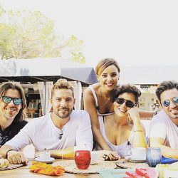 Javián, David Bisbal, Rosa López, Chenoa y David Bustamante posan en la misma foto