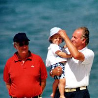 El Rey Juan Carlos, Froilán y Alberto de Bélgica en Mallorca