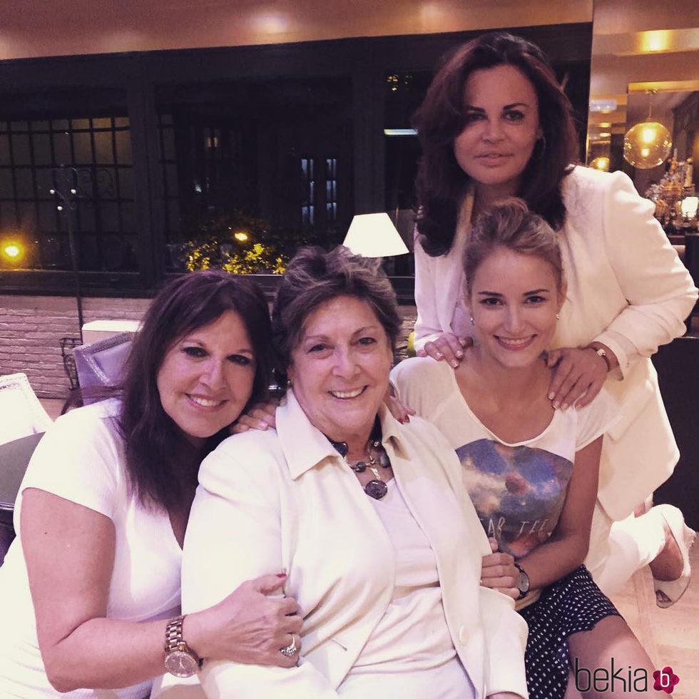 Reencuentro de 'Amigas y conocidas' con Alba Carrillo, Teresa Bueyes, Loles León y Paloma Gómez Borrero