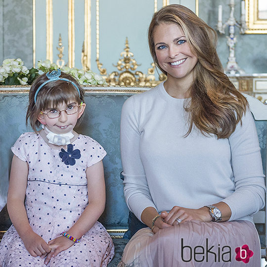 Magdalena de Suecia con una niña enferma en My Big Day