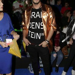 Jorge Díaz en el front row del desfile de Ágatha Ruiz de la Prada en Madrid Fashion Week primavera/verano 2017