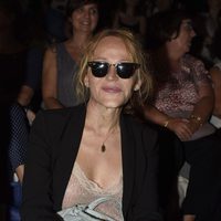 Antonia San Juan en el front row del desfile de Devota & Lomba en Madrid Fashion Week primavera/verano 2017