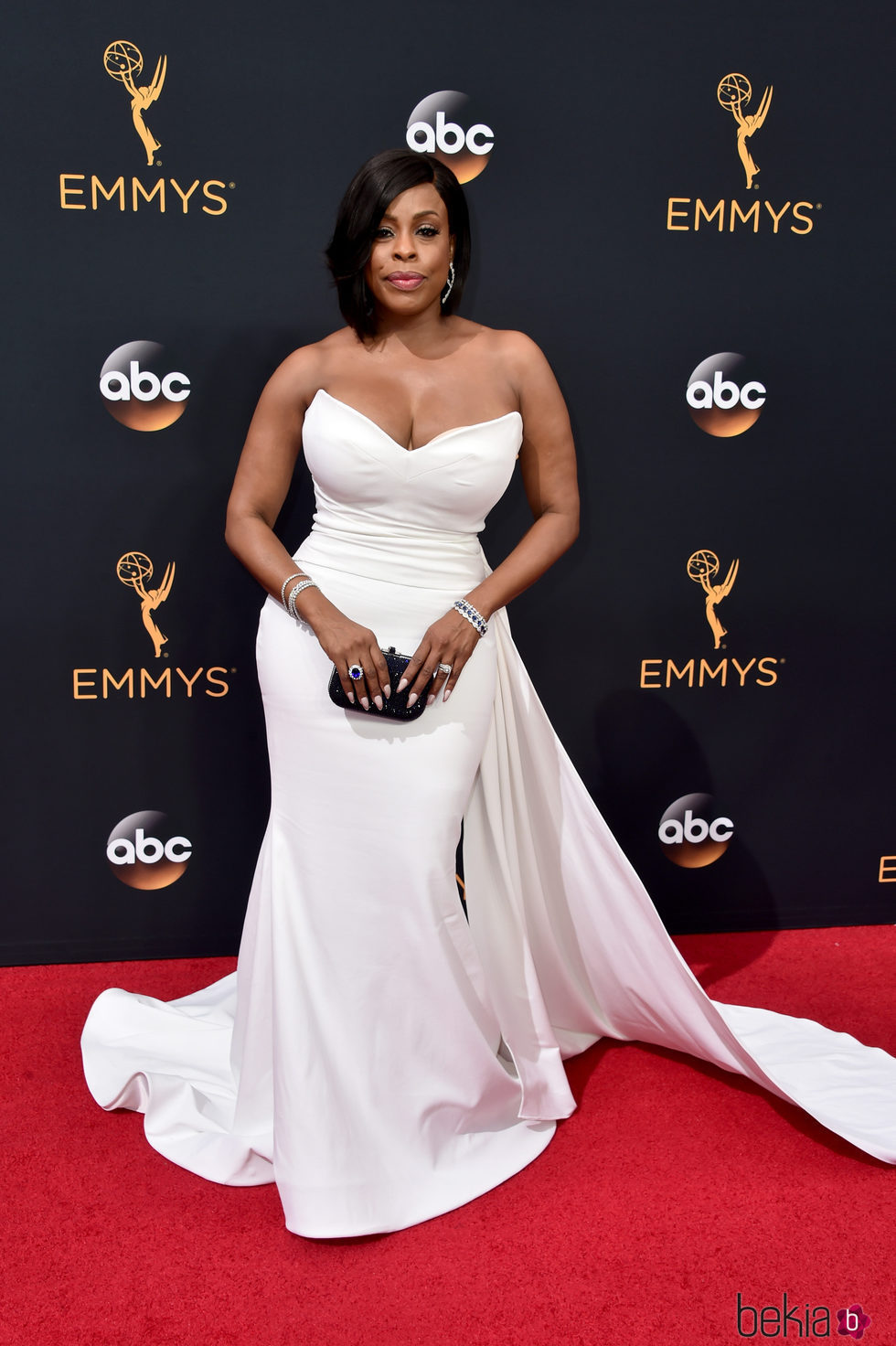 Niecy Nash en la alfombra roja de los Premios Emmy 2016